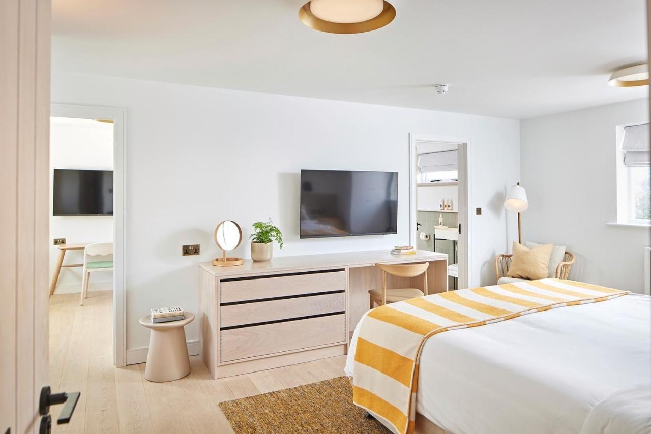 Moonfleet Manor Hotel 4*